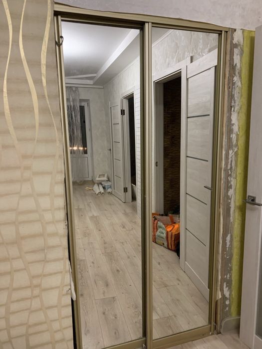 Двері розсувні.