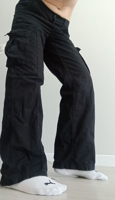 Czarne spodnie bojówki H&M 36 38 S M kieszenie