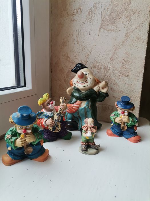 Klauny - ceramiczne figurki