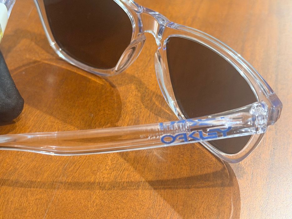 Óculos sol oakley lentes prisma espelhadas