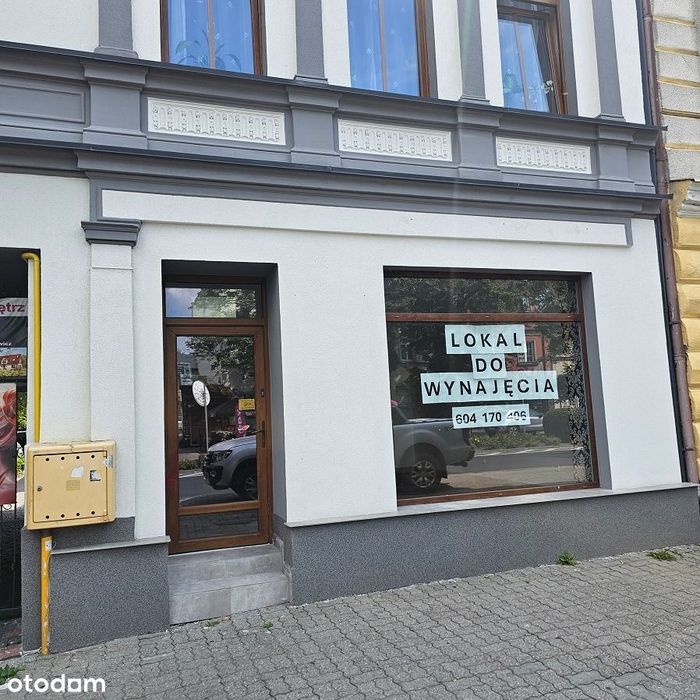 Lokal na wynajem w kamienicy z witryną centrum Mogilna