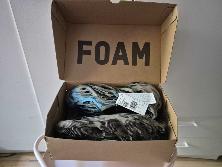Adidas Yeezy Foam Runner RNR MX Cinder US 9 / EU 43 — nowe z metkami