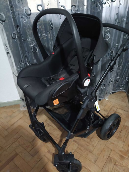 Carrinho de Bebê Luxo 3 em 1- Completo e Versátil
