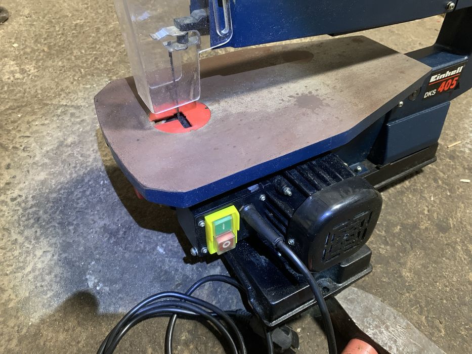 Пила лобзикова Einhell DKS 405