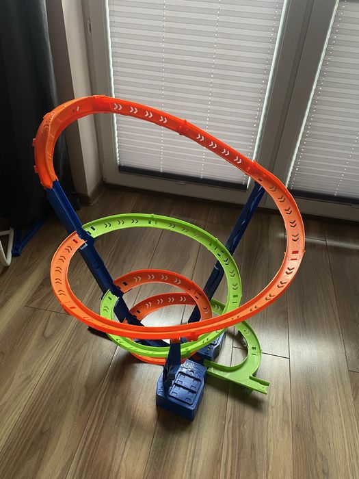 Hot wheels tor tornado