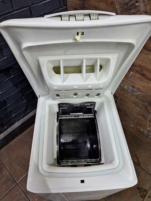 Стиральная пральна машина вертикальной загрузки Whirlpool TDLR 6251BS