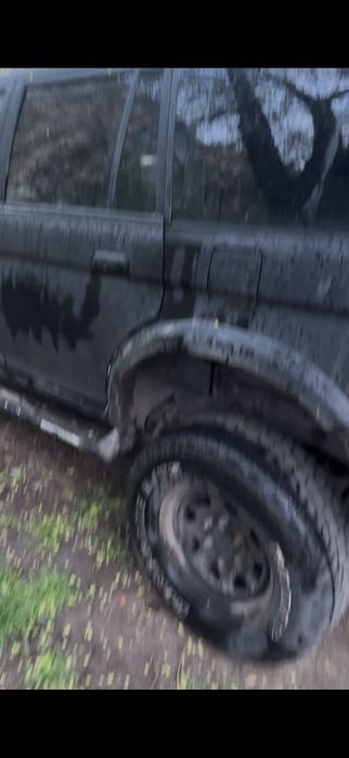 Автомобіль Мітсубіші Паджеро спорт