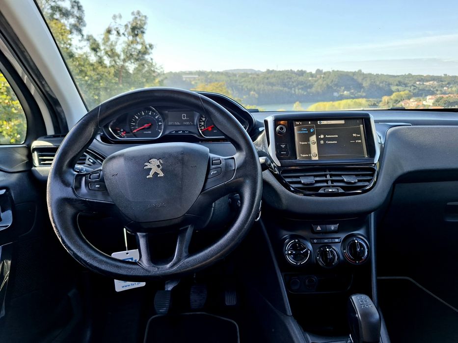 Peugeot 208 VTI Active