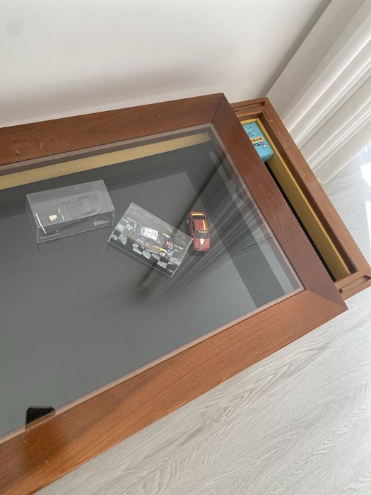 Mesa de centro em madeira