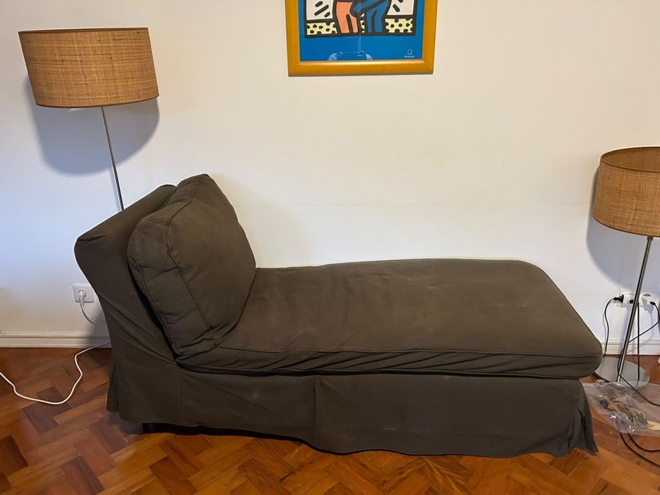 Chaise longue IKEA castanha