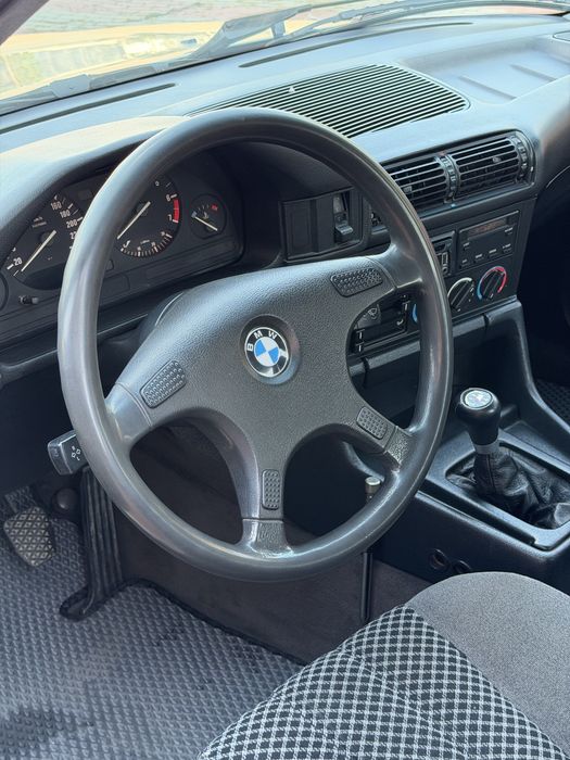 BMW 518 E34 1992г 1.8 Газ-4 Мкпп ! Состояние !