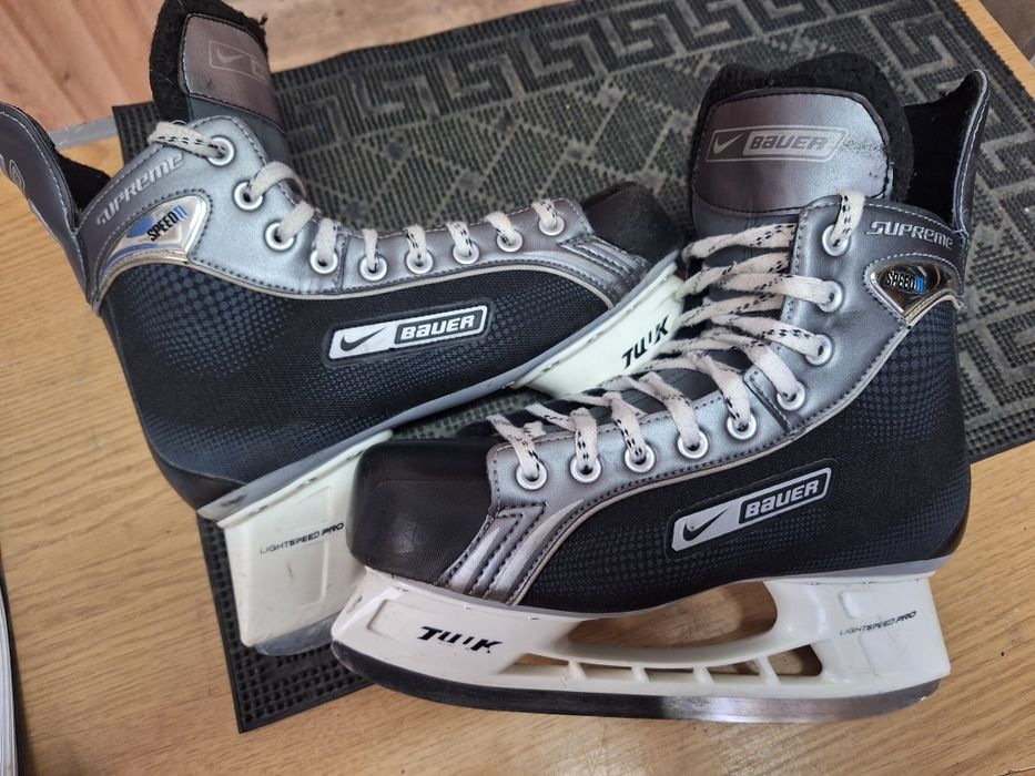 Łyżwy hokejowe Nike  BAUER supreme speedT1 roz.43