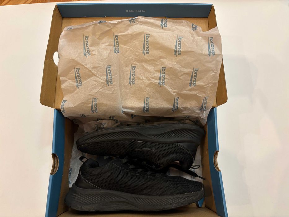 Buty sportowe Sprandi rozmiar 38