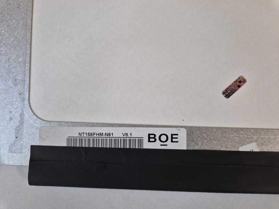 Matryca LED TN matowa 15,6 " 1920 x 1080 Boe NT156FHM-N61 V8.1