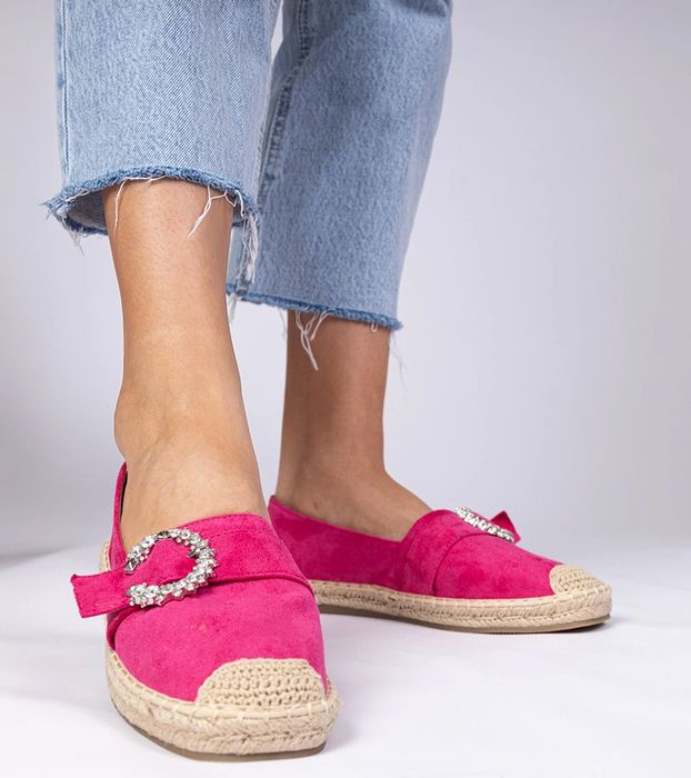 Różowe espadryle zdobione cyrkoniami Maruta