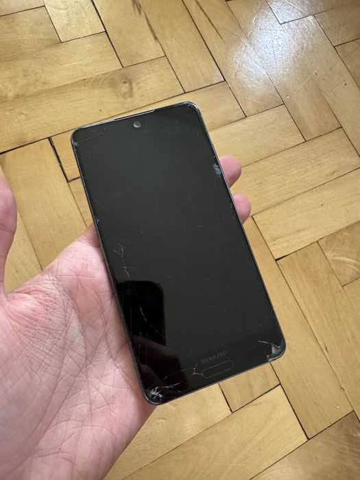 Smartfon Sharp Aquos S2