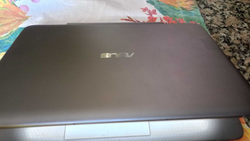 ASUS Laptop Device Name: Desktop-1lj08ro64309685373827123