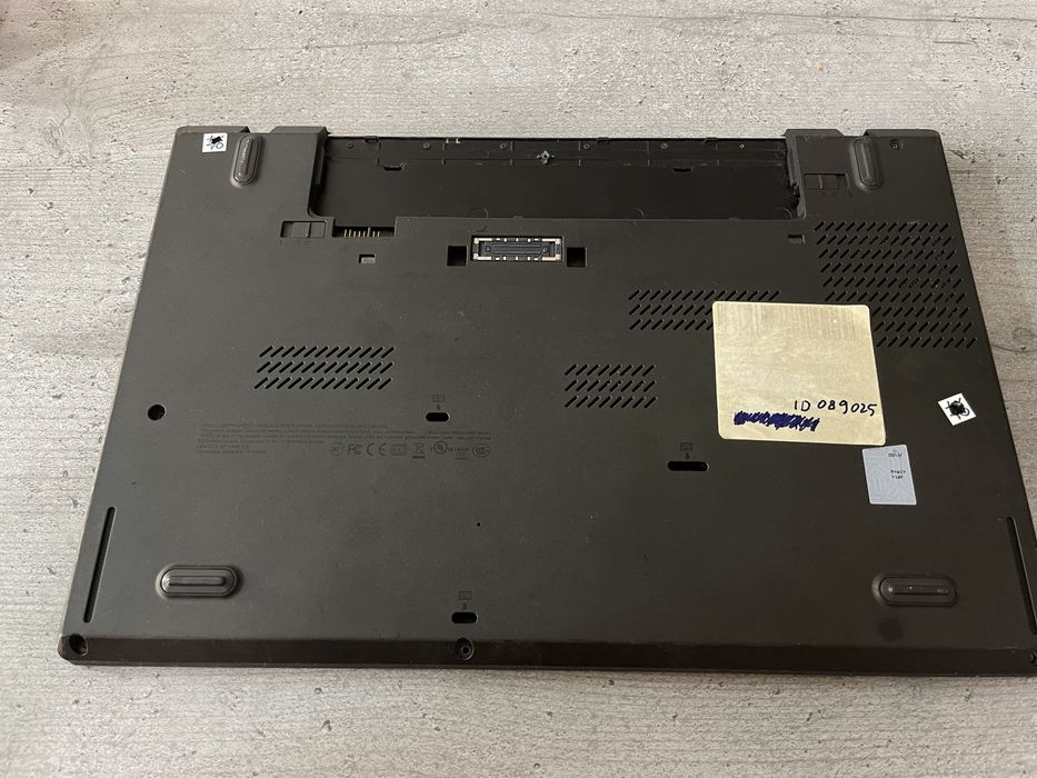 Продам половину ноутбука Lenovo ThinkPad  T450 на запчастини