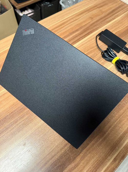 Lenovo Thinkpad T14 Gen 1 i5-10 generacji 16 GB RAM SSD 500 GB M.2