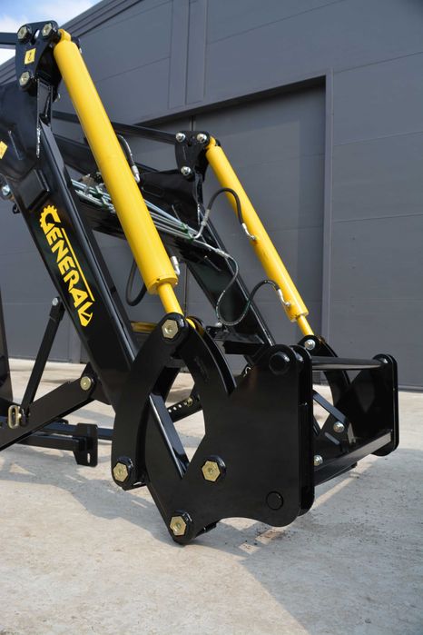 Фронтальний навантажувач General-Х | 2000 кг | Від виробника