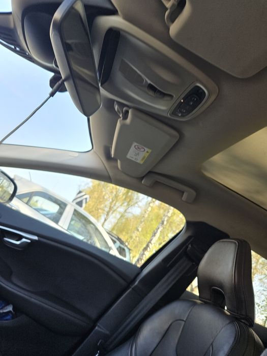 VOLVO V40 2020r  51 tyś km