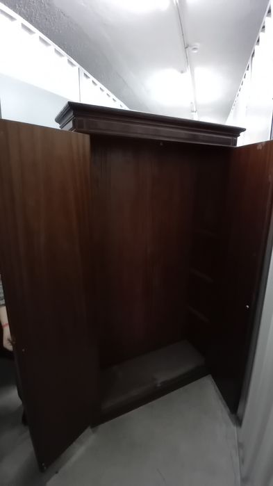 Louceiro antigo duas portas