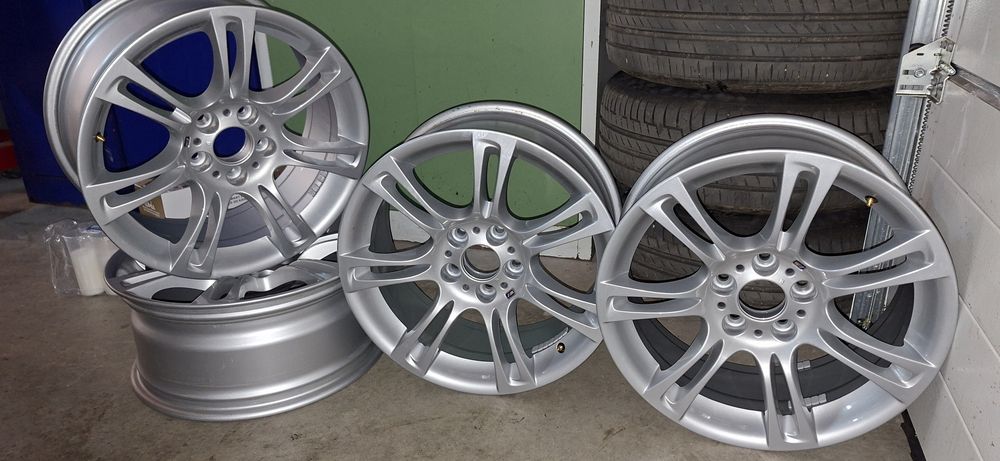 Sprzedam felgi  marki BMW M5 f11 18cali