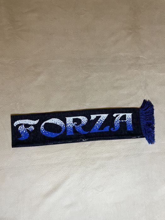 Tuzza Forza Globale Finner Szalik