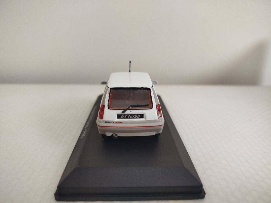 Miniatura Renault 5 GT Turbo 1/43 Nova