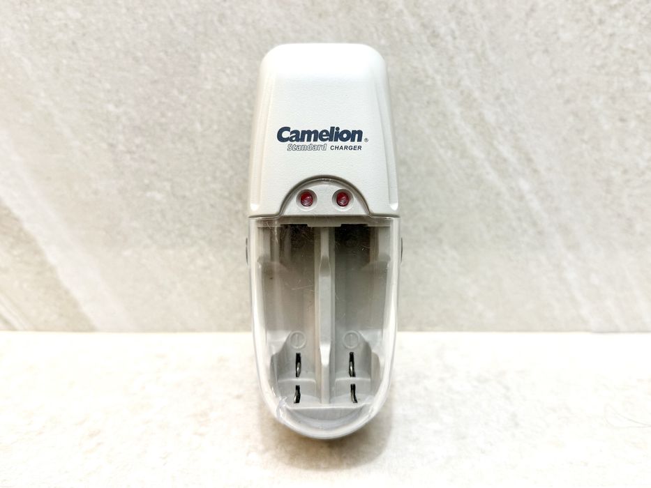 AA/AAA Battery Charger + New Batteries64564143702786120