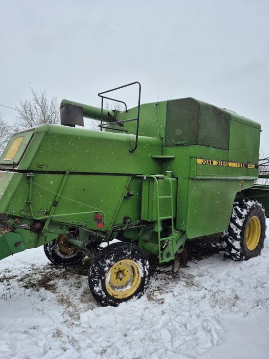 Зерновий комбайн JOHN   DEERE 1032