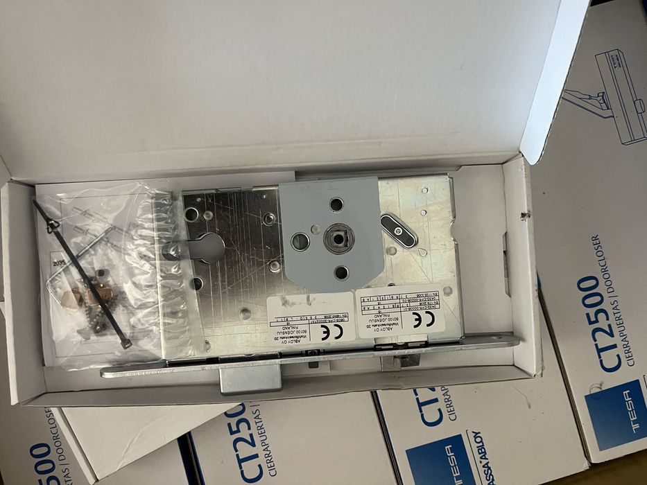 Fechadura eletrica assa abloy el560