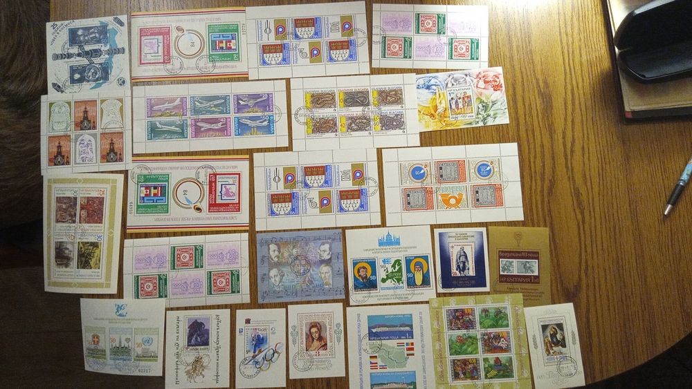 Znaczki pocztowe , bloczki zagraniczne