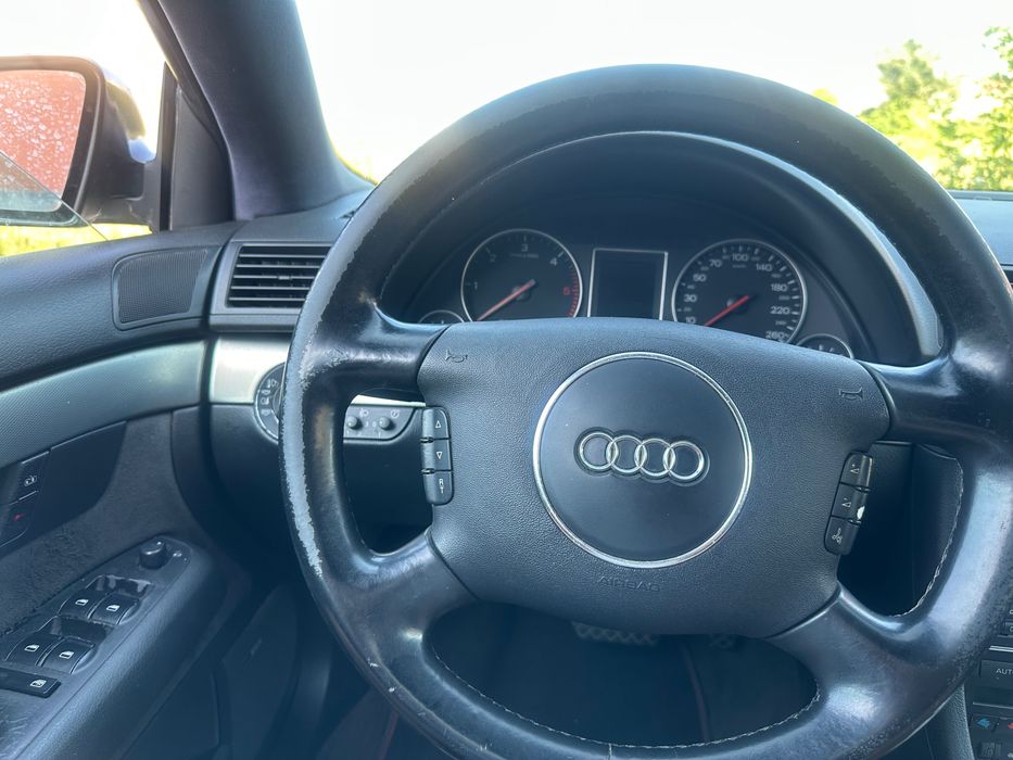 Audi A4 Diesel 2.5 SLINE automática