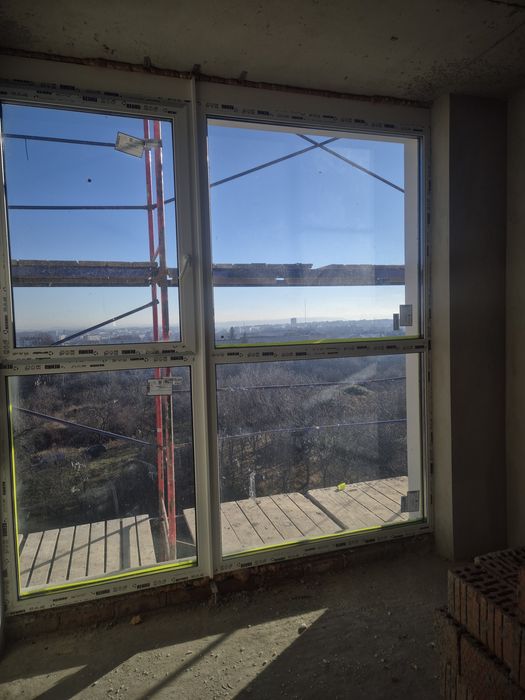 Компактний пентхаус в центрі від забудовника