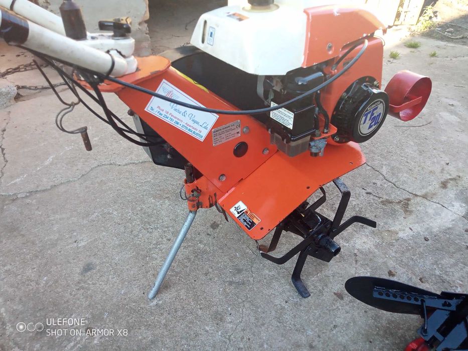 Motoenxada Kubota TF-20