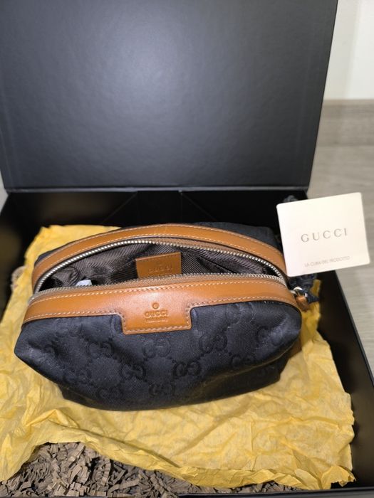 Gucci necessaire