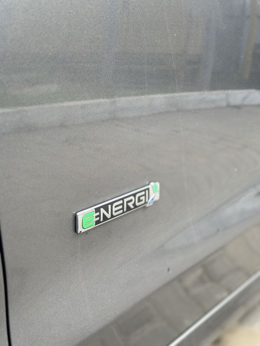 Ford Fusion Hybrid PHEV  Titanium