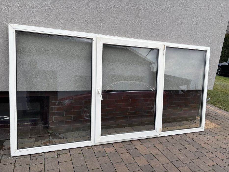 Okno PCV 286 x 141  cm