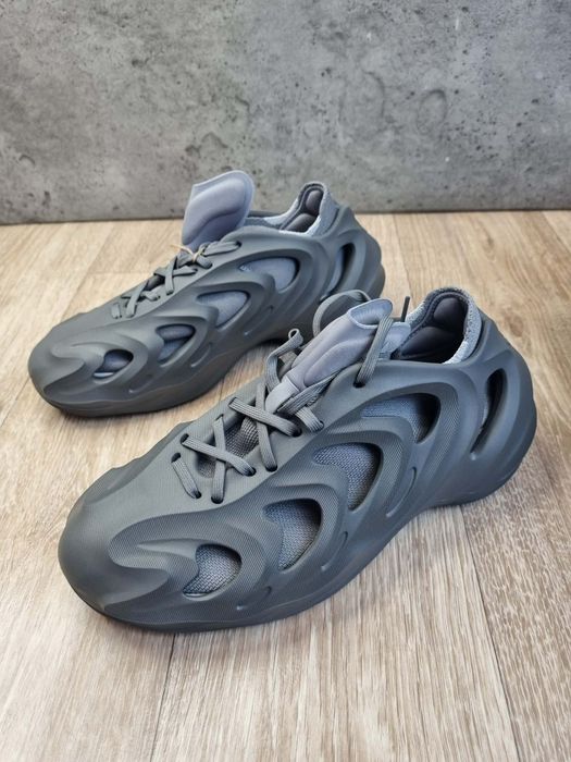 Buty Adidas    .