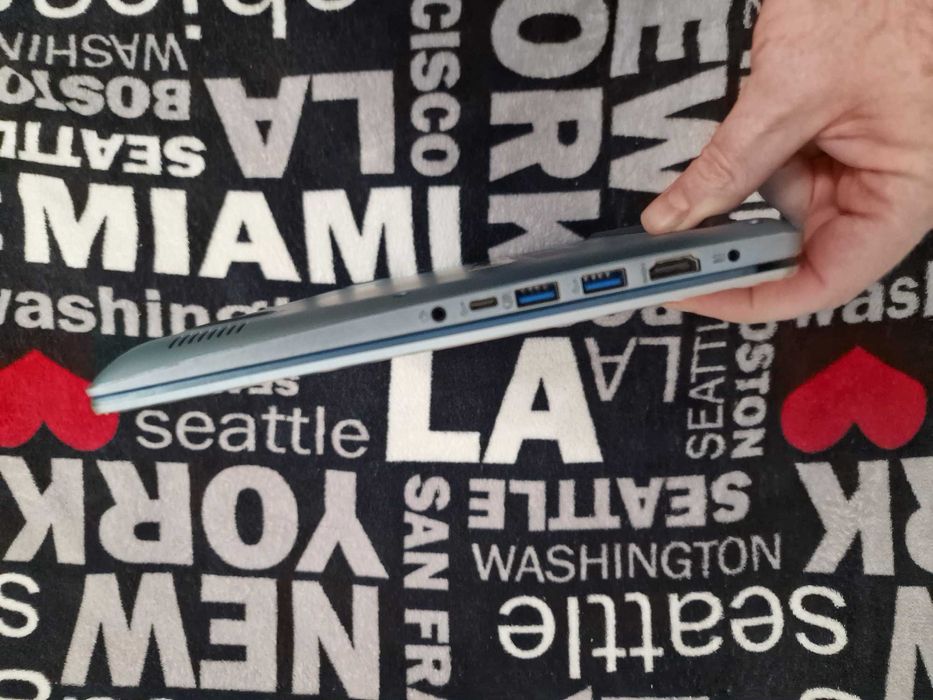 Acer Swift 3 SF314-41/Full HD/Ryzen™3 3200U/8DDR4/SSD128/RX Vega 3 2GB