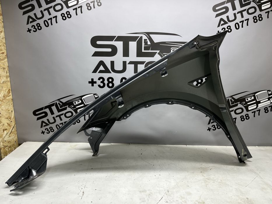 Праве крило Tesla Model Y