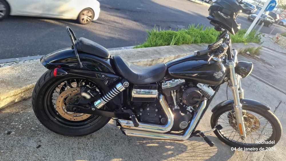 Harley-Davidson Dyna Wide Glide 2013 único em PT
