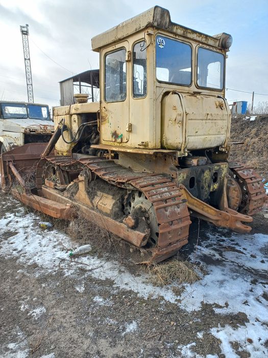 Продам бульдозер Т-170