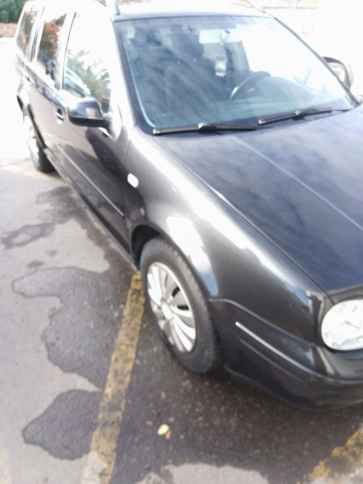 Aвто Volkswagen Golf