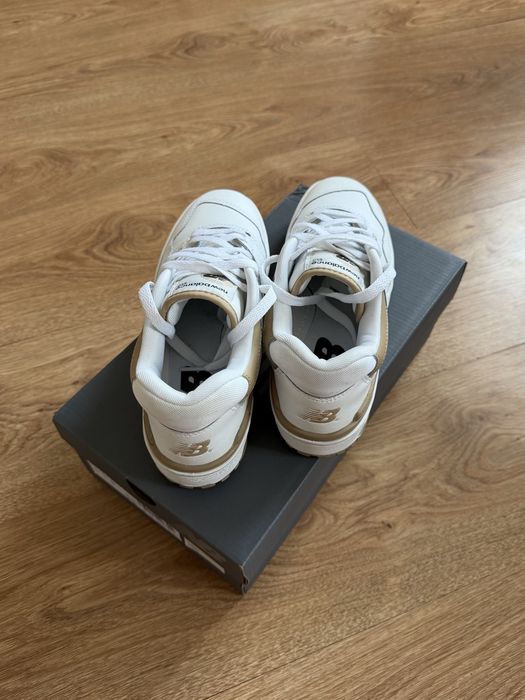 New Balance 550