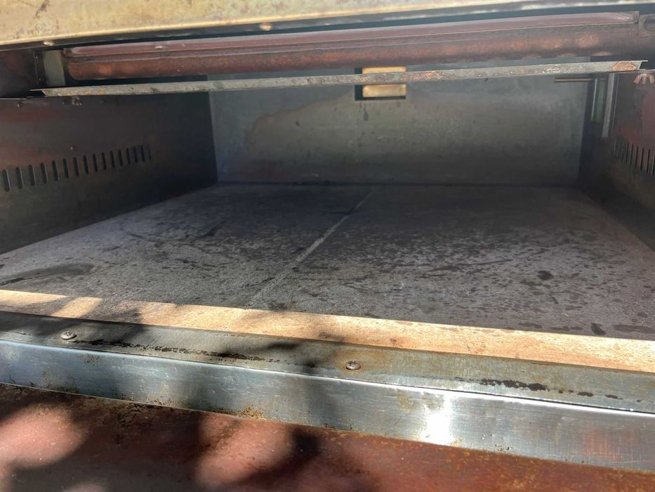 Forno de pizzas profissional