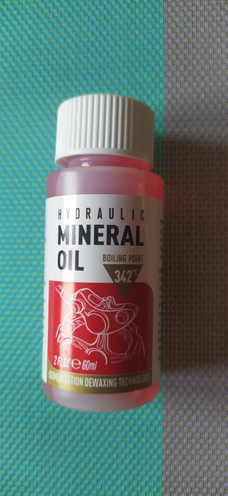 Olej do hamulców rowerowych.