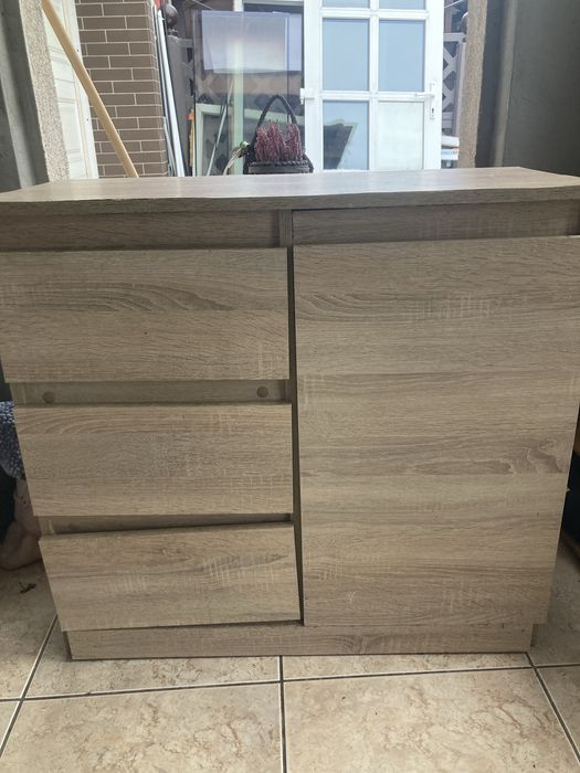 Komoda z szufladami