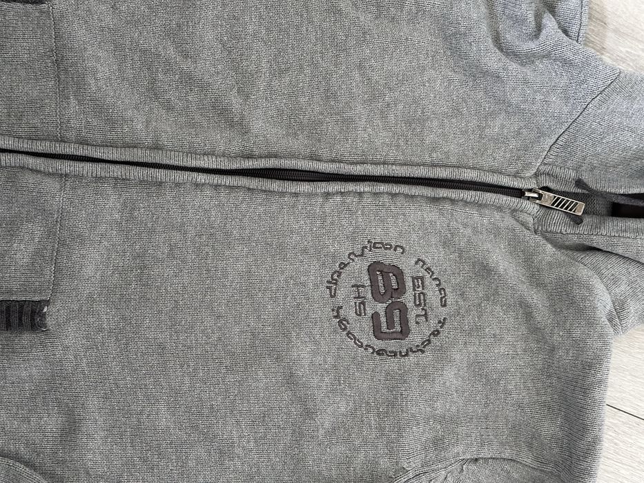 Sweter rozpinany house